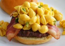 Mac & Cheese Burger